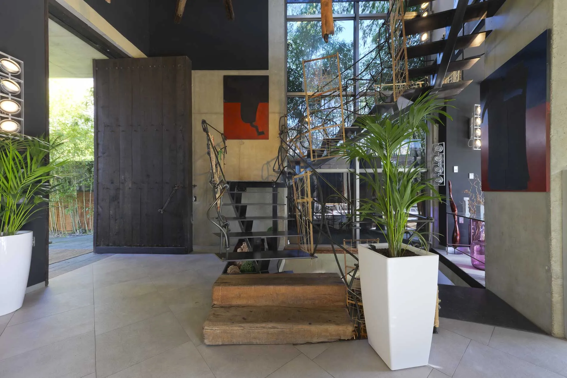 Arquitectura vasca de Villa Nola: hormigón, madera y arte