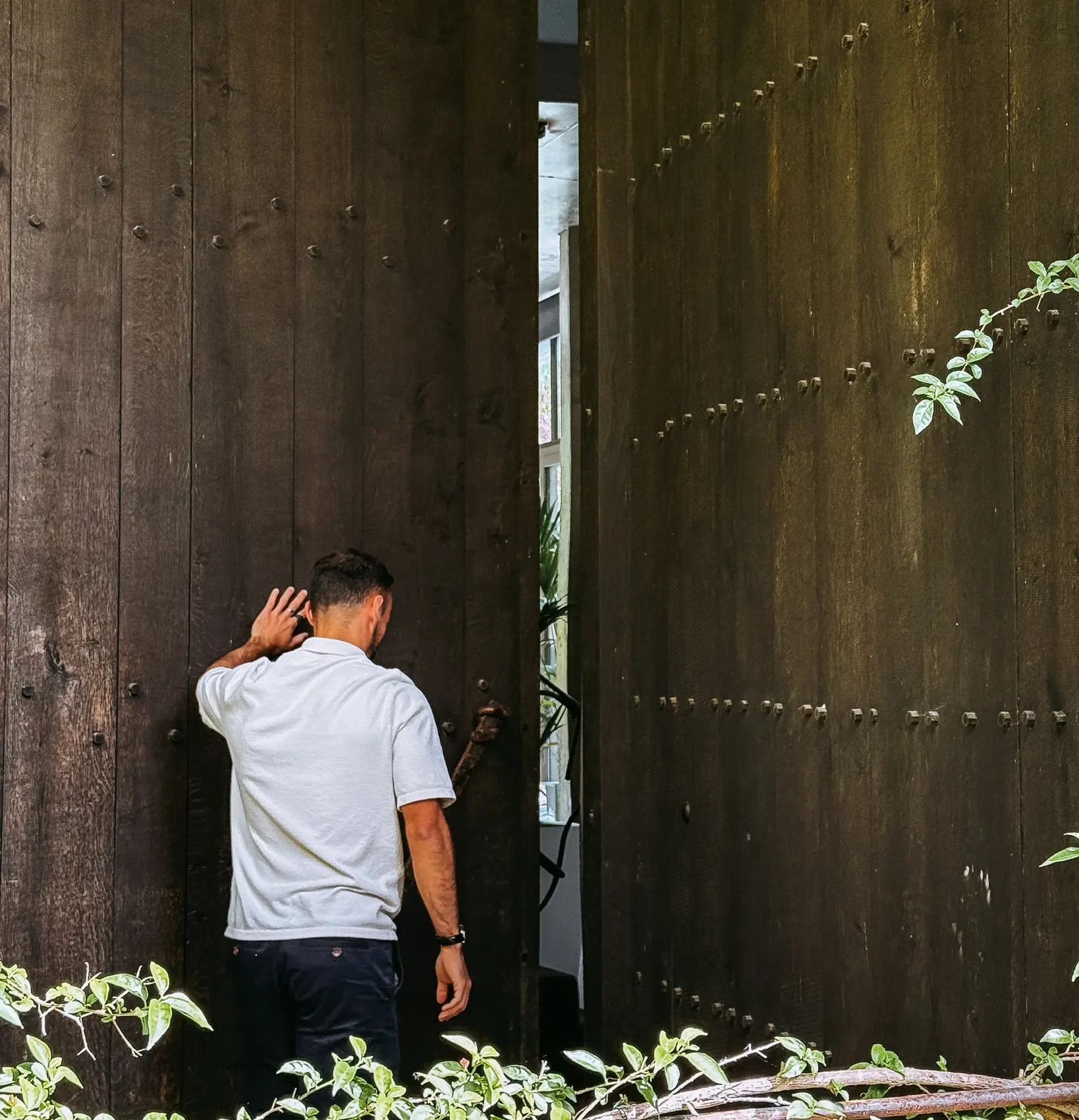 Arquitectura vasca de Villa Nola: hormigón, madera y arte